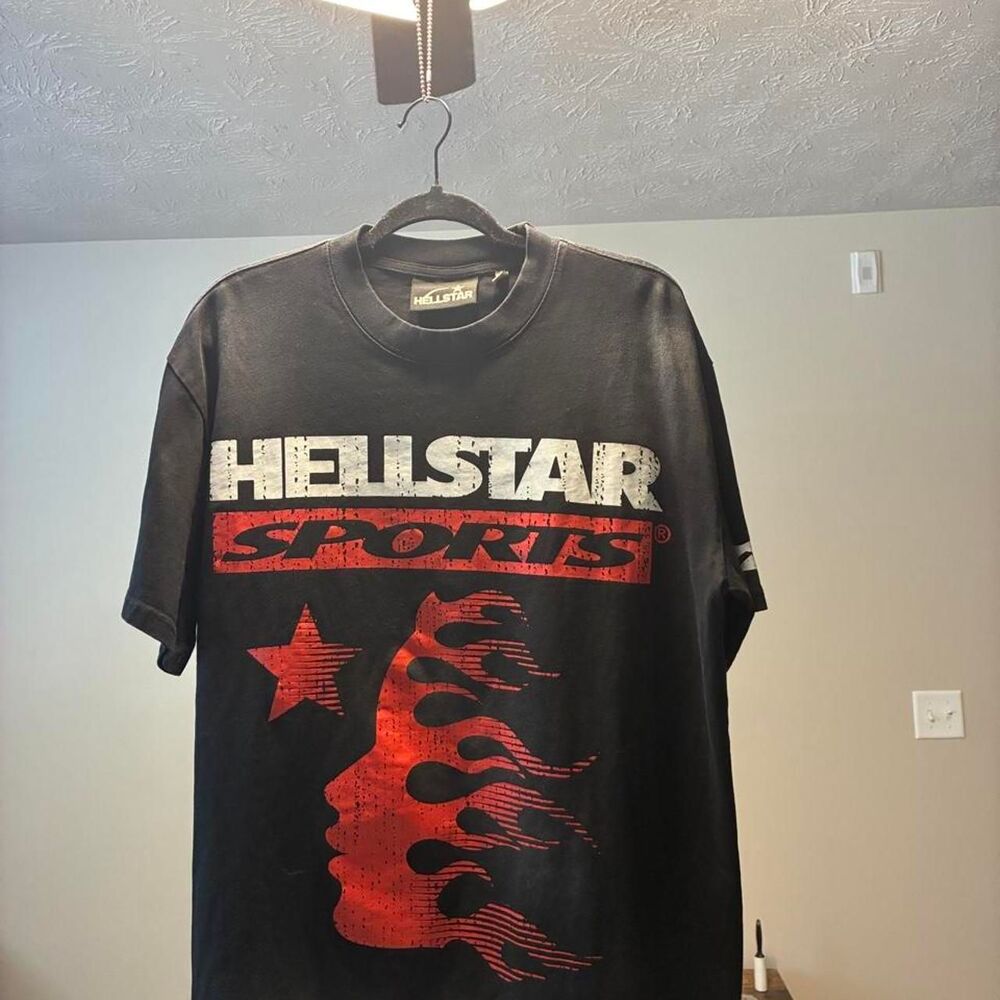 Hellstar Men's Black T-shirt
